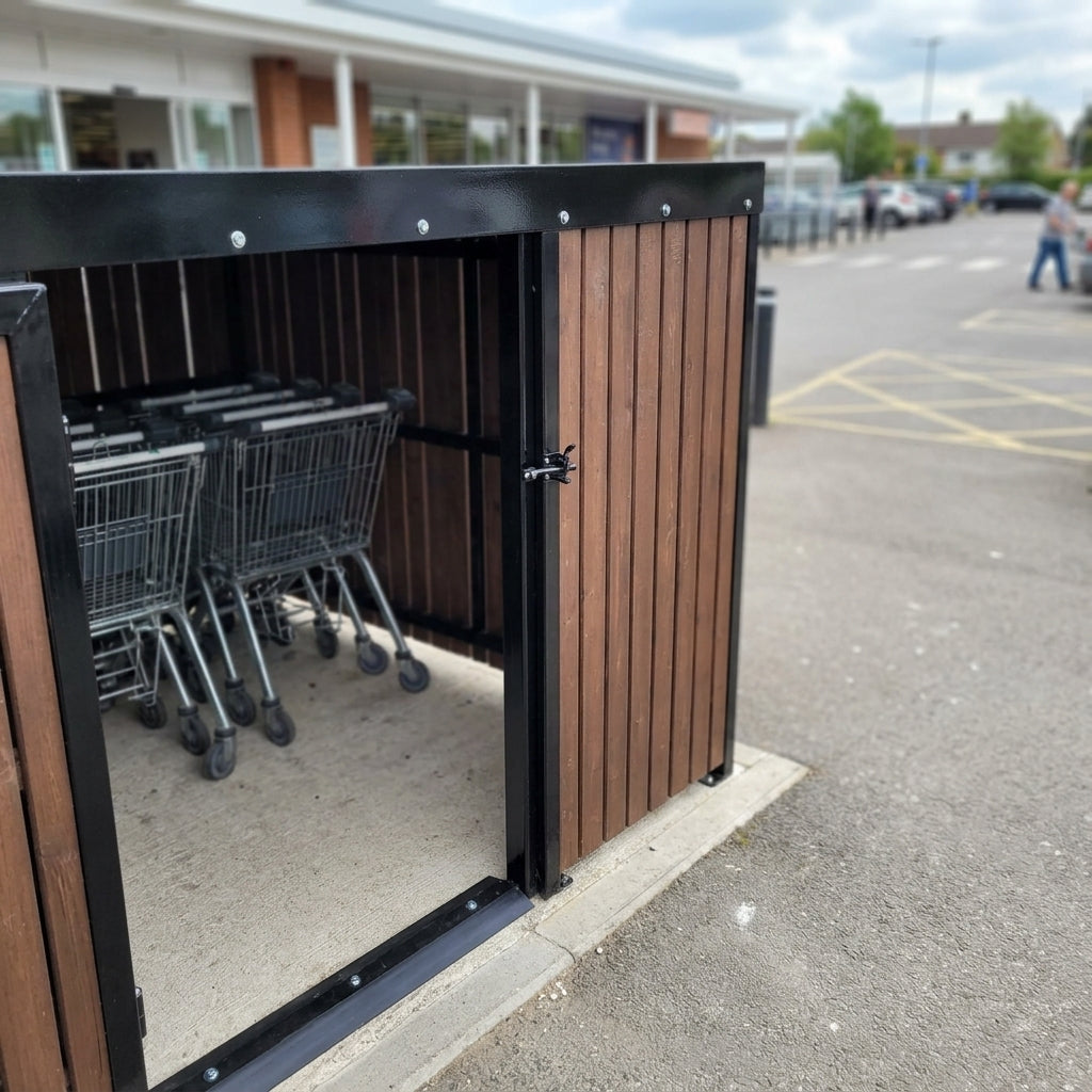 2000 x 1450 x 1900mm Commercial Wheelie Bin Storage Shelter (view 2)