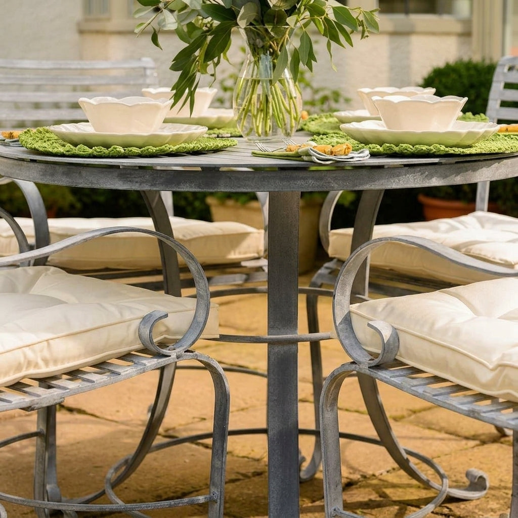 1m Round Dining Table Set (view 2)
