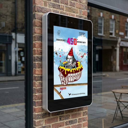 Outdoor wall-mounted digital signage display, IP65, ultra high brightness, 22–65 inch