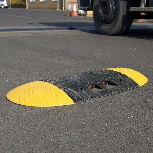 Speed reduction ramp 15mph recycled material