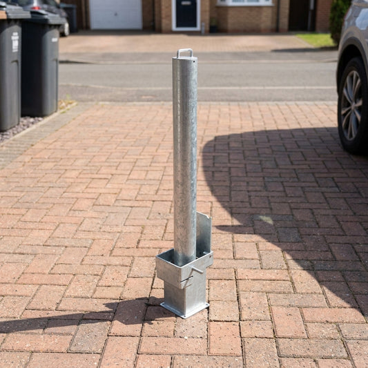 900mm Removable Bollard with Integral Security Lock