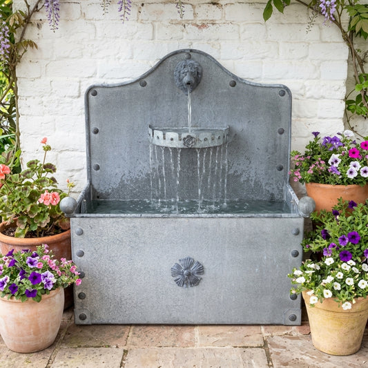 Water Feature Galvanised Steel Traditional Design
