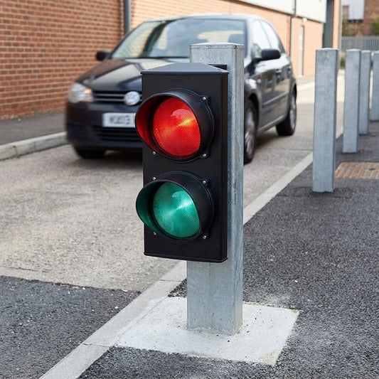 24V LED traffic light for bollard systems – red & green